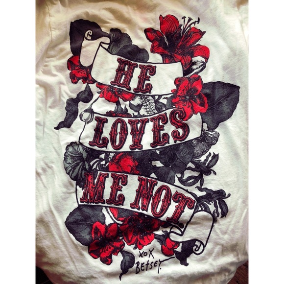 BETSEY JOHNSON SHIRT 😍 - Picture 2 of 6